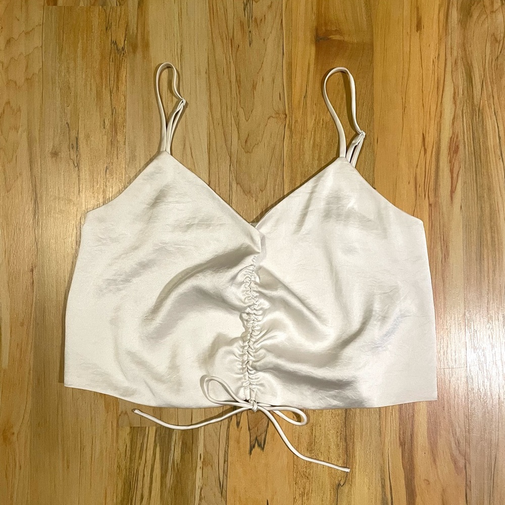 NWT Aritzia Verso Camisole S